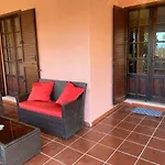 Lovely 5 Min Walk To The Beach, 3 Bedrooms Ample Outdoor Relax And Wifi