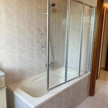 Lovely 5 Min Walk To The Beach, 3 Bedrooms Ample Outdoor Relax And Wifi * 캐피타나