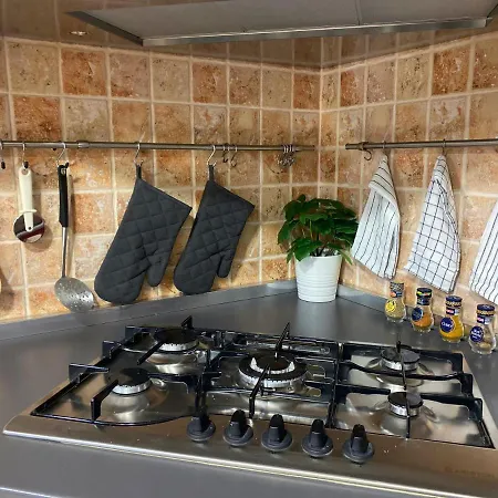 Lovely 5 Min Walk To The Beach, 3 Bedrooms Ample Outdoor Relax And Wifi Willa