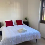 Lovely 5 Min Walk To The Beach, 3 Bedrooms Ample Outdoor Relax And Wifi
