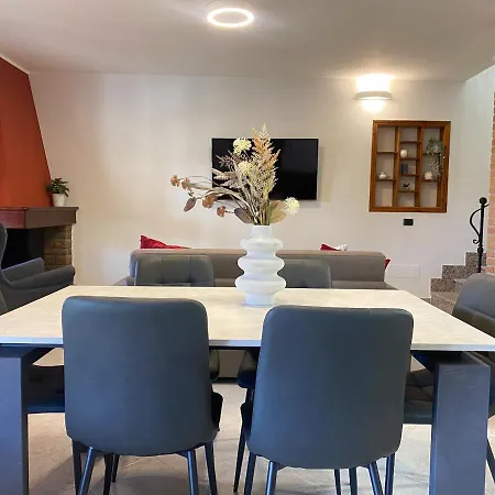 Lovely 5 Min Walk To The Beach, 3 Bedrooms Ample Outdoor Relax And Wifi * Capitana