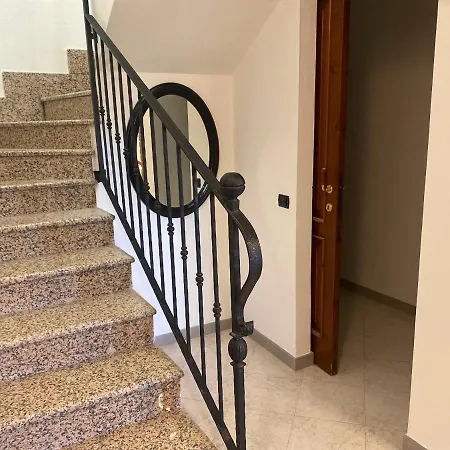 Villa Lovely 5 Min Walk To The Beach, 3 Bedrooms Ample Outdoor Relax And Wifi *