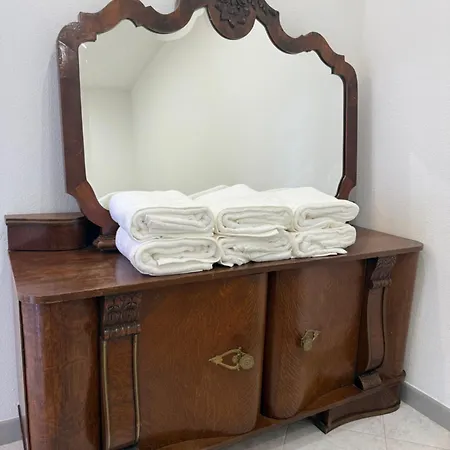 Lovely 5 Min Walk To The Beach, 3 Bedrooms Ample Outdoor Relax And Wifi * קפיטנה