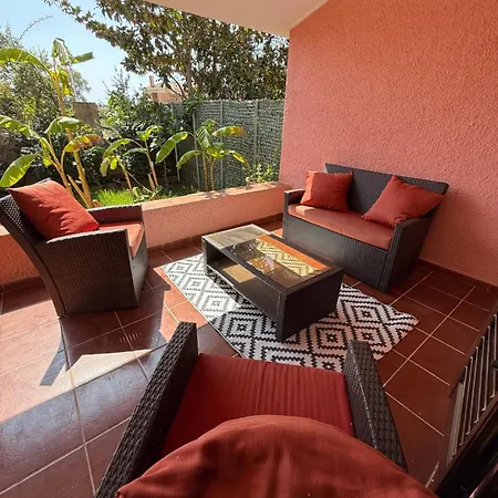 Villa Lovely 5 Min Walk To The Beach, 3 Bedrooms Ample Outdoor Relax And Wifi Capitana