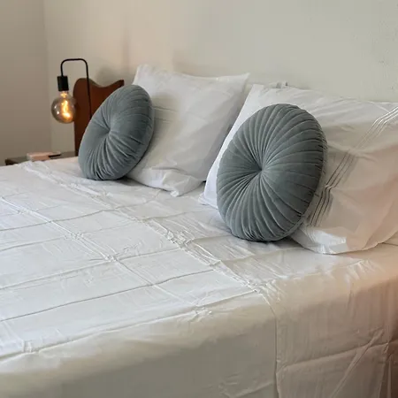 Lovely 5 Min Walk To The Beach, 3 Bedrooms Ample Outdoor Relax And Wifi וילה *