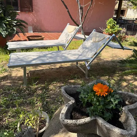 Villa Lovely 5 Min Walk To The Beach, 3 Bedrooms Ample Outdoor Relax And Wifi Capitana