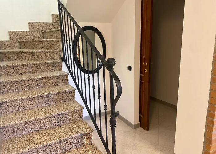 Villa Lovely 5 Min Walk To The Beach, 3 Bedrooms Ample Outdoor Relax And Wifi *