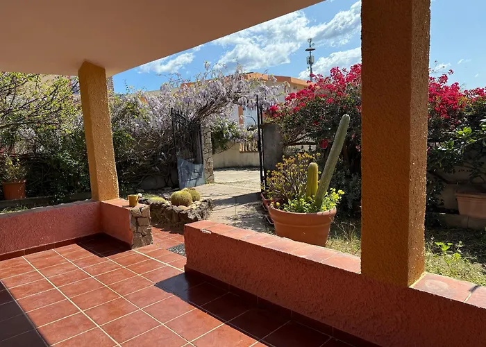 Lovely 5 Min Walk To The Beach, 3 Bedrooms Ample Outdoor Relax And Wifi Villa *